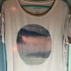 American Eagle shirt